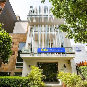 Fabhotel Premium Nest Gurgaon